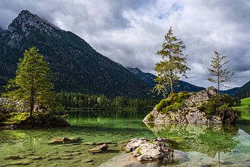 Le lac Hintersee à Ramsau dans la région du Berchtesgadener Land sur Rico Ködder