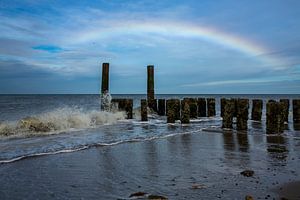 Arc-en-ciel sur la mer