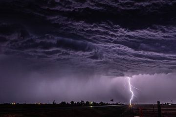 Kansas thunderstorm by Donny Kardienaal