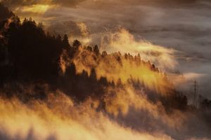 Orangefarbene Berge