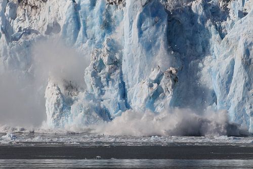 Le glacier Columbia dans le détroit du Prince William, dans les montagnes Chugach de l'ouest de l'Al