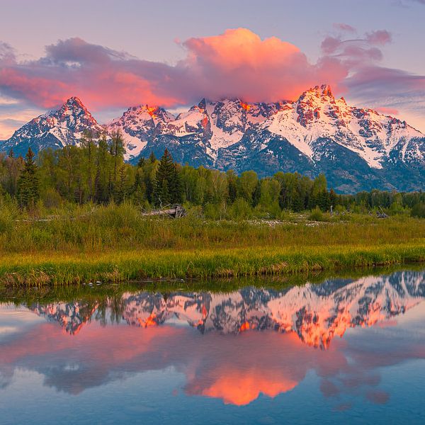 Sunrise at Schwabacher Landing, Wyoming by Henk Meijer Photography