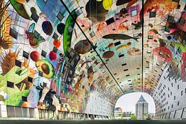 Nederland, Rotterdam. Interieur van de Markthal.