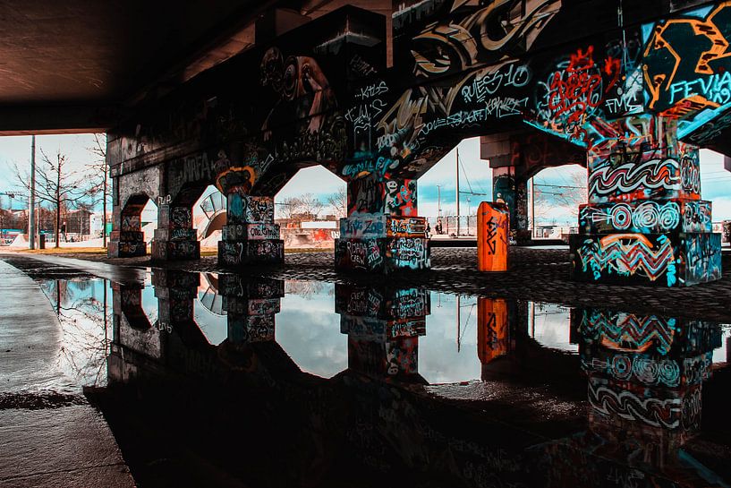 Street wall skate graffiti by Brent Lenaerts