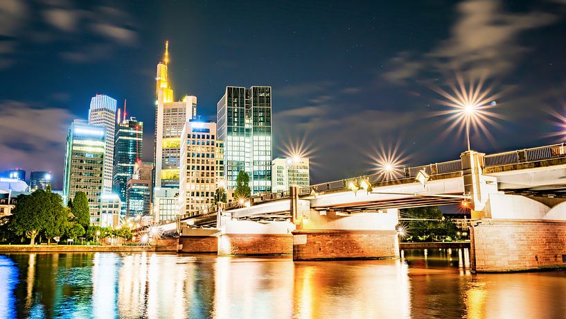 Skyline of Frankfurt at night by Günter Albers