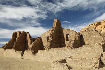 Pueblo Bonito (Pueblo-Kultur)  Bauwerk im Chaco Canyon, US-Bundesstaat New Mexico USA von Frank Fichtmüller