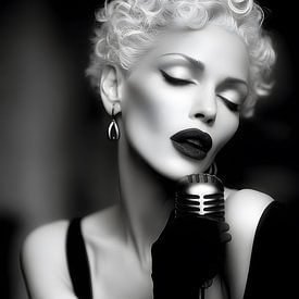 Last note in the spotlight by Skyfall