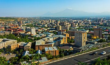 De hoofdstad van Armenië is Jerevan. van Mikhail Pogosov