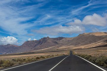 The lonely highway op Lanzarote.