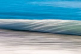 Rolling wave. Colours of the Mediterranean. Ratio 2:3