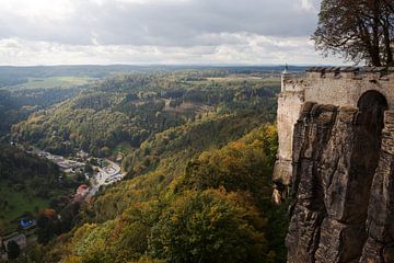 Uitzicht vanaf vesting Königstein van t.ART