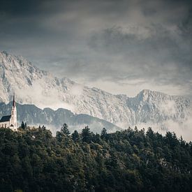 Vue des Alpes avec l'église sur Bart cocquart