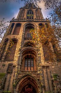Domtoren in herfstsferen