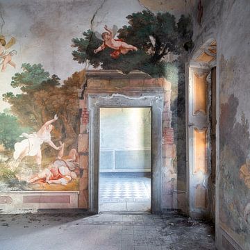Palais abandonné avec fresque. sur Roman Robroek - Photos de bâtiments abandonnés
