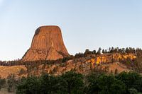 Sonnenaufgang am Devils Tower, Wyoming, USA