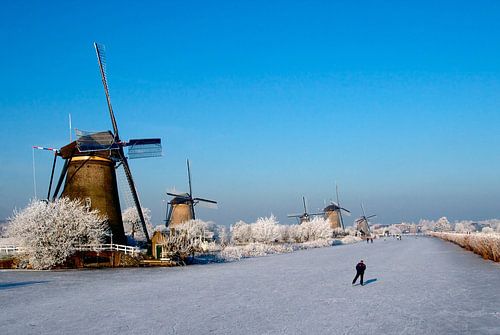 Lonely skater by Thijs Schouten
