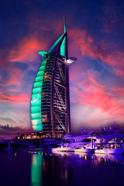 Dubai by night by Jürgen Wiesler