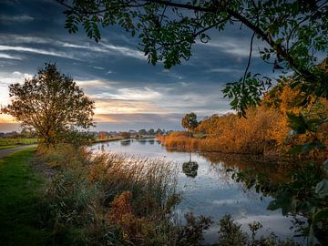 Silent evening in Fall von Ruud Peters