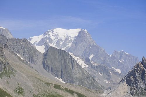 Mont Blanc: Een spectaculaire langeafstandswandelroute door Frankrijk, Italië en Zwitserland - vol gletsjers, bergtoppen, alpenweiden en prachtige bergmomenten.
