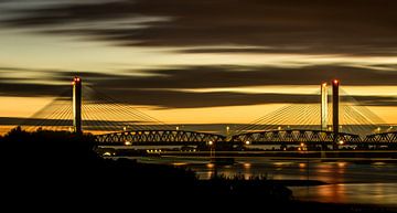 Bridges von Eric van Schaijk