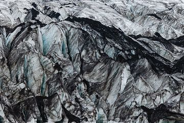 Gletsjer in IJsland | abstracte fotografie van Marjolijn Maljaars