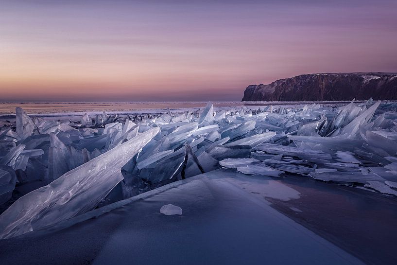 Zonsopkomst Baikalmeer van Peter Poppe