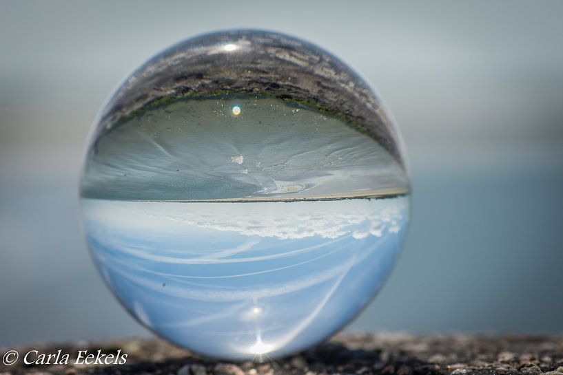Lens ball by Carla Eekels