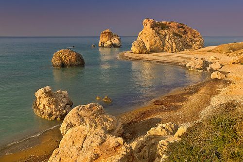 Zonsondergang bij de rots van Aphrodite, Cyprus