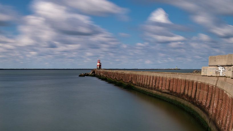 The North Pier in Velzen Noord by Arno van der Poel