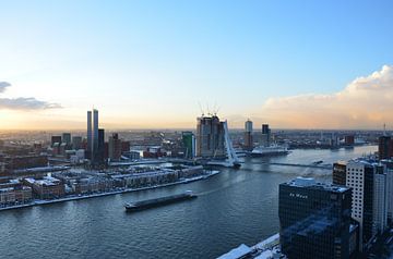 Rotterdam in de sneeuw en zon van Marcel van Duinen
