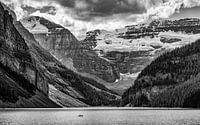 Lake Moraine, Alberta, Canada van Philippos Kloukas thumbnail