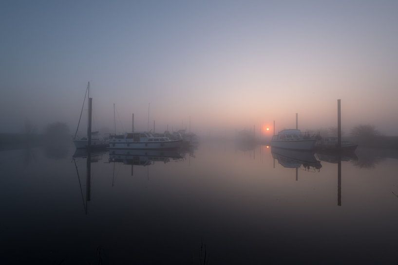 Mistige haven by Moetwil en van Dijk - Fotografie