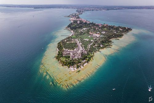 Sirmione au lac de Garde Italie vue du ciel