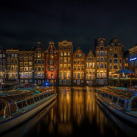 De beroemde huizen op het Damrak van ahafineartimages