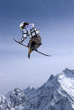 PLUS HAUT QUE LES MONTAGNES