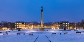 Schloßplatz in Stuttgart im Winter von Werner Dieterich