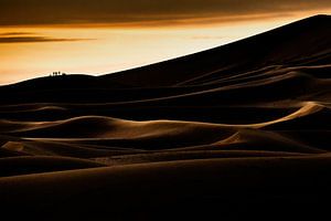 Silhouette in der Sahara
