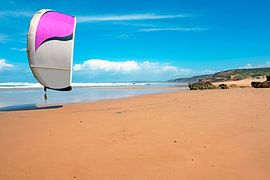 Kite surfing on Carapateira beach in Portugal by Eye on You