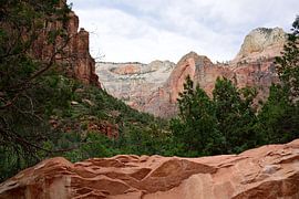 Feeling insignificant by Frank's Awesome Travels