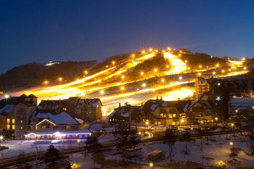 Ski resort Alpensia South Korea by Menno Boermans