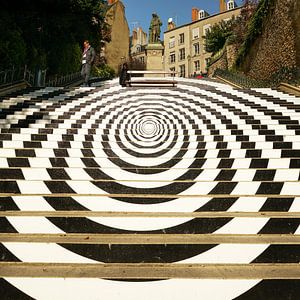 Op-Art in Blois. Frankreich. von Alie Ekkelenkamp