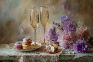 Blumen und Champagner - verträumt-elegantes Stilleben