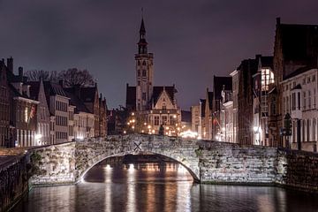 Jan van Eyck square and Koningsbrug by night | Bruges | night photography by Daan Duvillier | Dsquared Photography