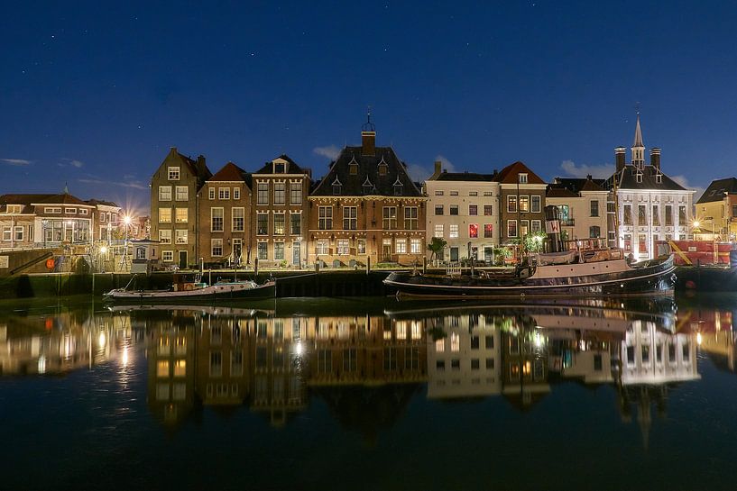 Stadhuiskade at De Oude Haven De Kolk in Maassluis by Ad Jekel