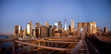 Pont de Brooklyn et Manhattan au lever du soleil