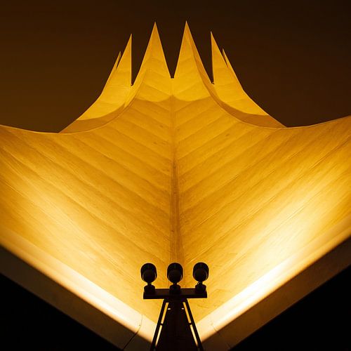 BERLIJN Tempodrom - de gouden kroon