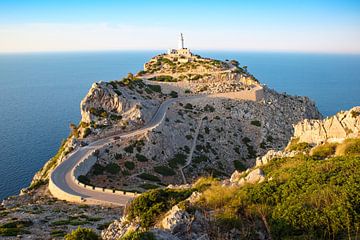 Vue du phare au nord de Majorque, Espagne sur Ruben Philipse