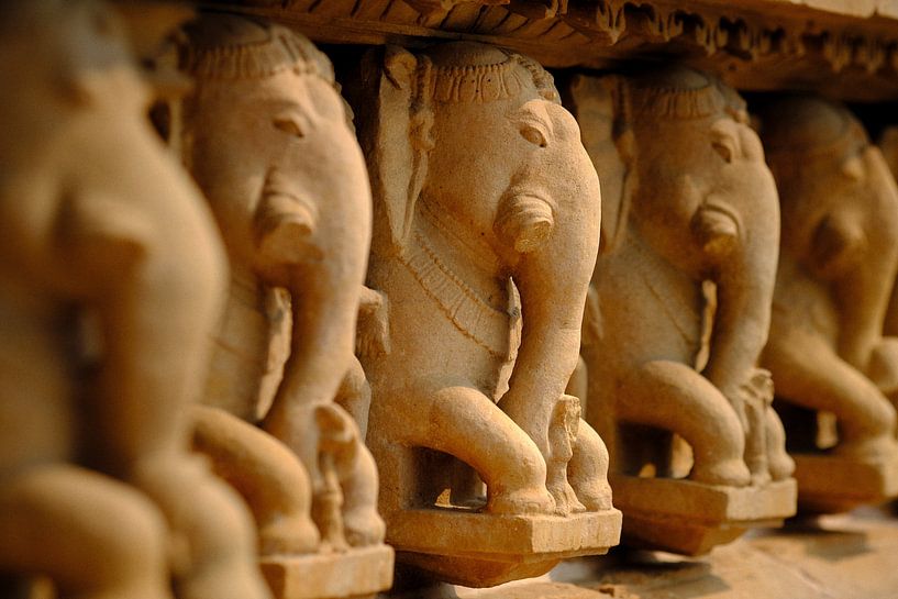 éléphant sculpture temple kamasutra temple inde par Karel Ham