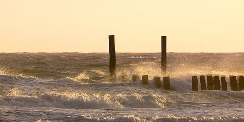 Sunset by the sea by Evert Jan Kip