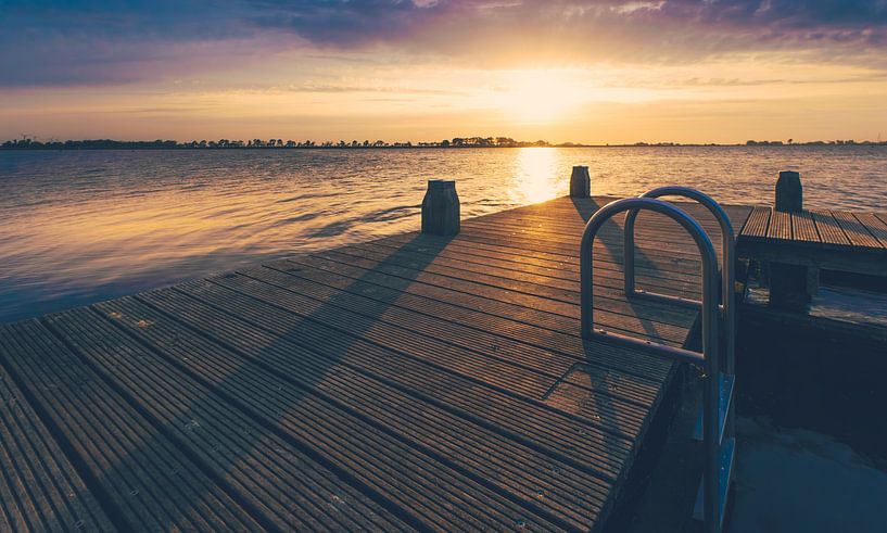 view of the alkmaarder lake near akersloot by peterheinspictures